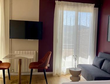 Studio with Terrace