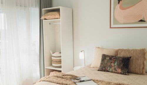 Standard Queen Room