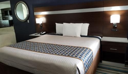 King Suite with Spa Bath