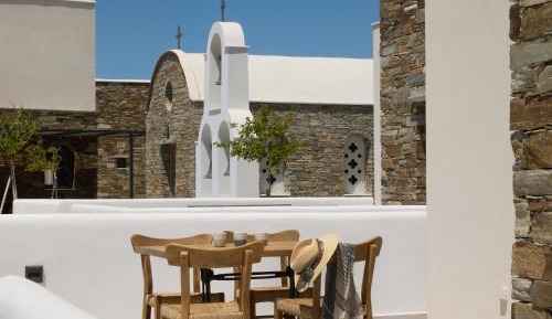 Stone Two-Bedroom Suite