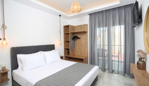One-Bedroom Deluxe Apartment