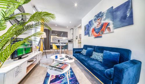 Two-Bedroom Deluxe Apartment