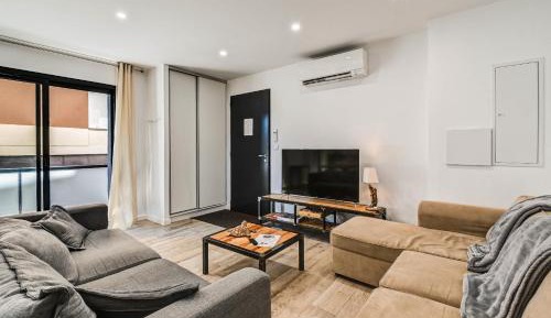 Two-Bedroom Superior Apartment