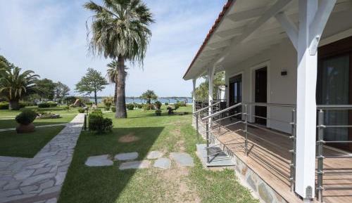 Bungalow with Sea View