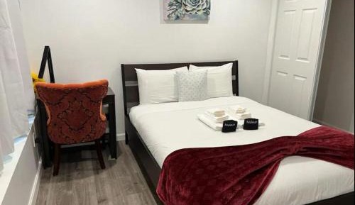 Double Room with Private Bathroom