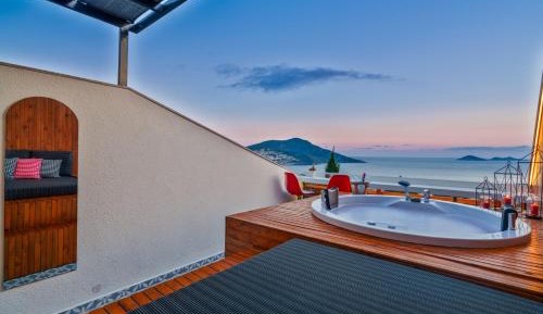 Deluxe Double Room with Bath