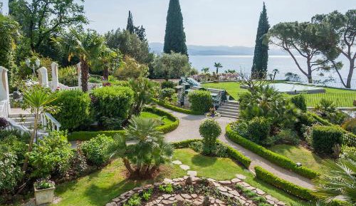 Double or Twin Room with Sea View