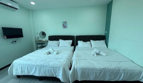 Deluxe Queen Room with Two Queen Beds