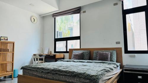 Deluxe Double Room with Shower