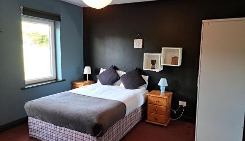 Double Room with Shared Bathroom