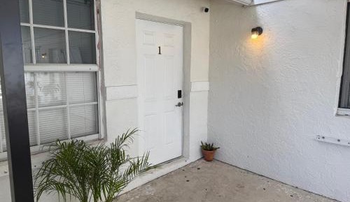 One-Bedroom House