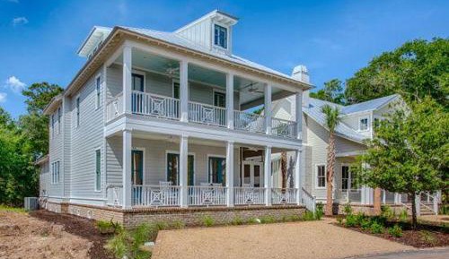 Four-Bedroom Holiday Home
