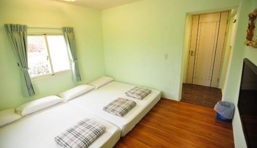 Economy Quadruple Room