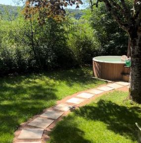 Studio with Spa Bath