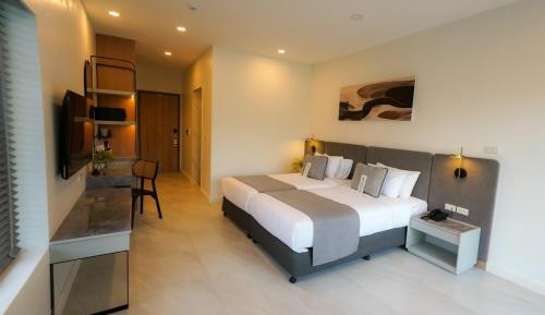 Standard Twin Room with Garden View