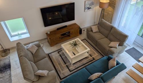 Three-Bedroom Holiday Home 