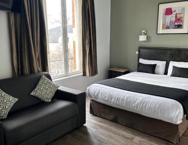 Comfort Room Garden Side