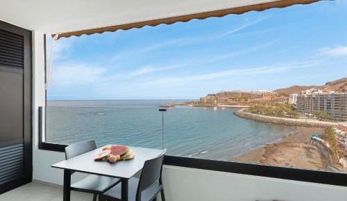 Superior One-Bedroom Apartment