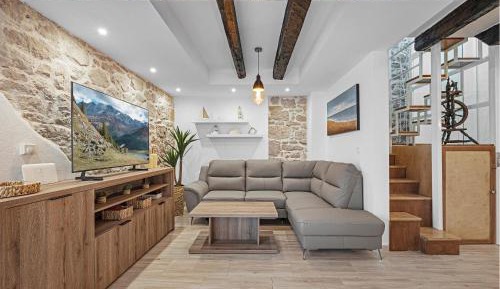 Four-Bedroom Holiday Home