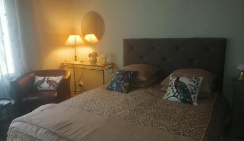 Queen Room with Pool View