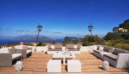 Capri Master Suite