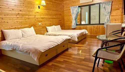 Family B&B with Two Double Beds