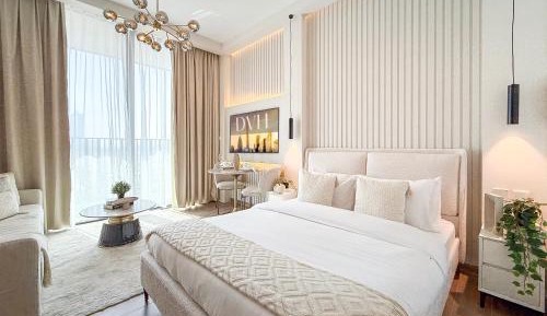 Studio Apartment with Balcony