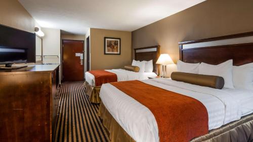 Queen Room with Two Queen Beds