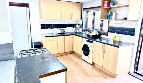 Single Room with Shared Bathroom