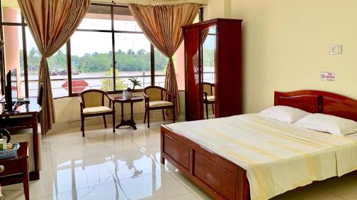 Deluxe Double or Twin Room with River View