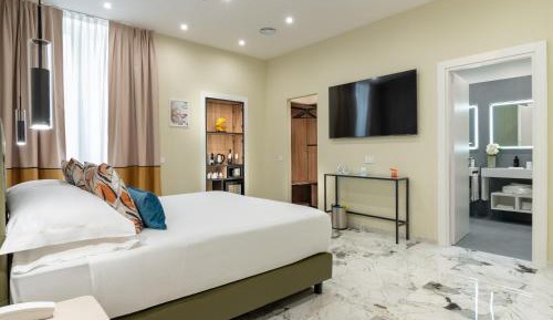 Superior King Suite