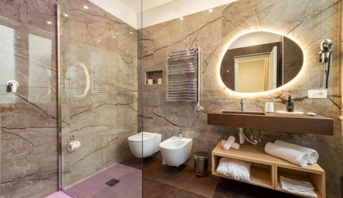 Queen Suite
