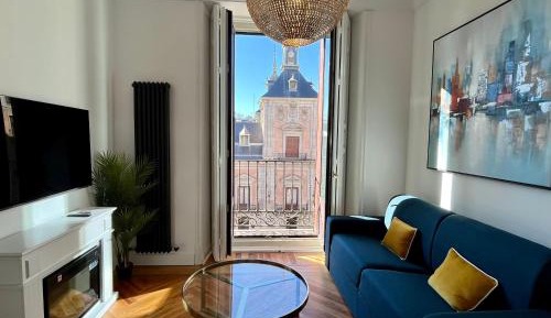 Deluxe Apartment