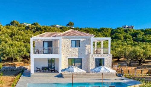 Villa with Sea View
