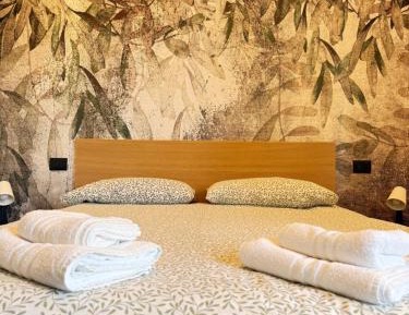 Large Double Room