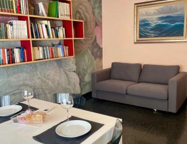 Apartment with Garden View