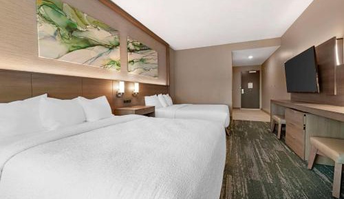 Queen Room with Two Queen Beds - Disability Access
