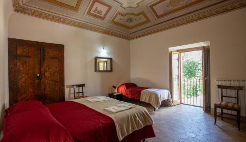 Triple Room with Private Bathroom