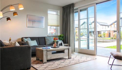 Three-Bedroom Holiday Home 