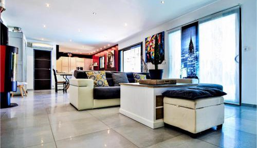 Four-Bedroom Holiday Home