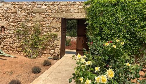 Suite with Garden View