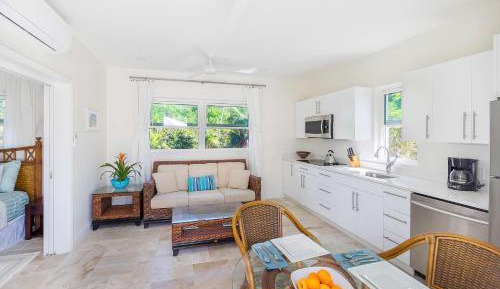 One-Bedroom Holiday Home