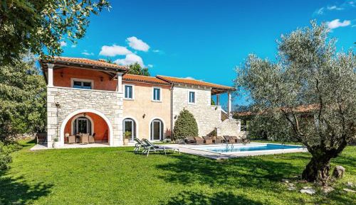 Villa with Private Pool