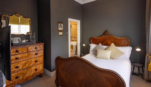 Small Double Room