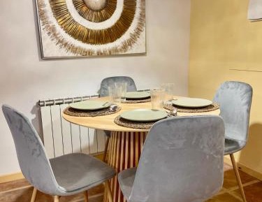 Apartment - Split Level