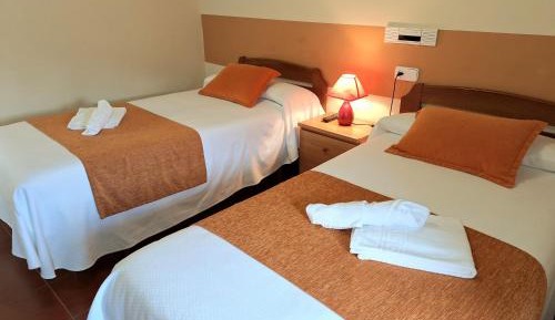 Twin Room with Private External Bathroom