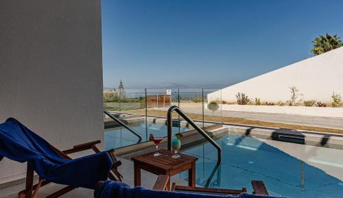 Suite with Private Pool