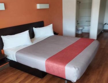 Single Room with Bath