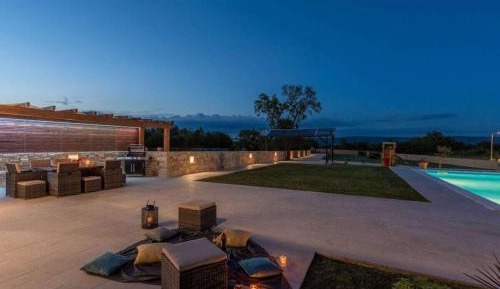 Four-Bedroom Vacation Home