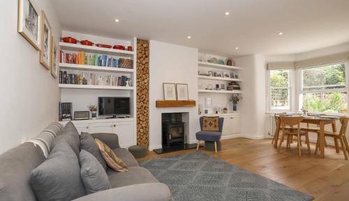 One-Bedroom House